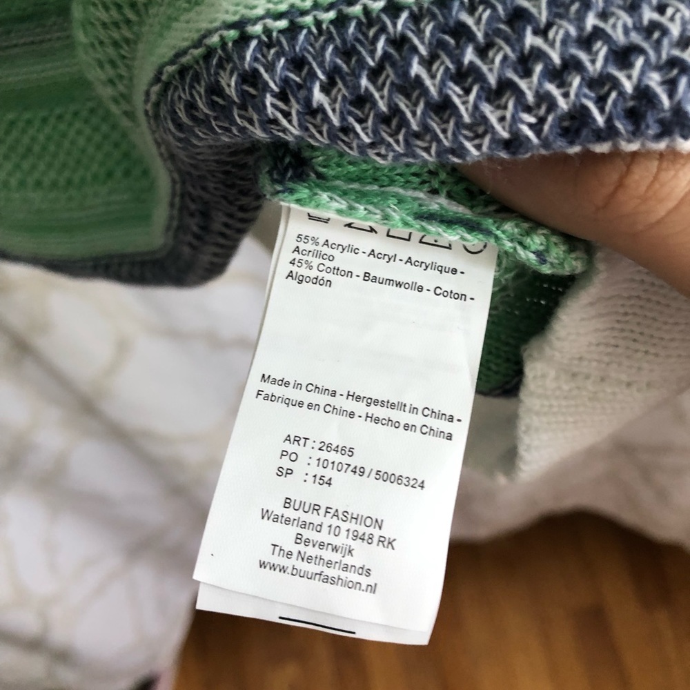 Soft Spring Sweater - Picture 3 of 4